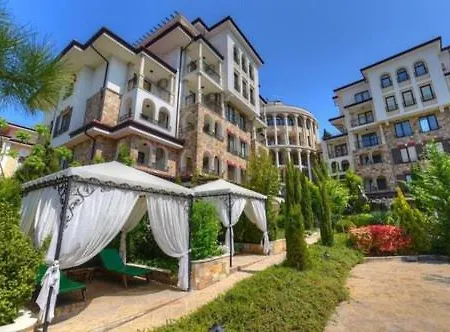 Esteban Apartment